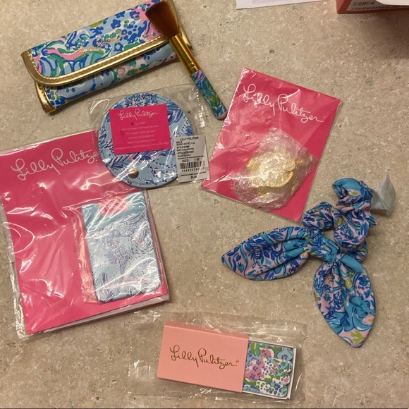 Lilly Pulitzer Accessories - Lot of Lilly gifts